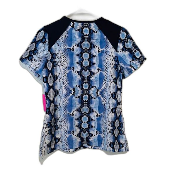 Betsey Johnson scrub top woman’s size XX small NEW - Picture 6 of 6